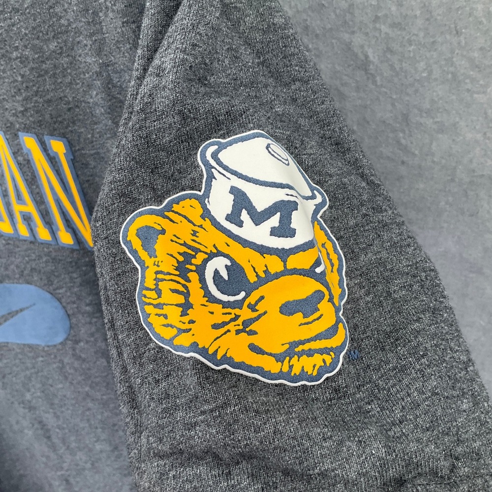 Nike The Nike Tee Michigan Wolverines T Shirt Men's XL Athletic‎ Cut Heavyweight - Picture 5 of 10